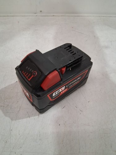 DUTYONE 4000MAH M18 LITHIUM REPLACEMENT BATTERY - COMPATIBLE WITH MILWAUKEE 18V BATTERY image 3