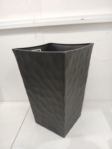 Keter Stone-look Tapered Planter - 22.5" - black (MODEL: 1992432) image 2