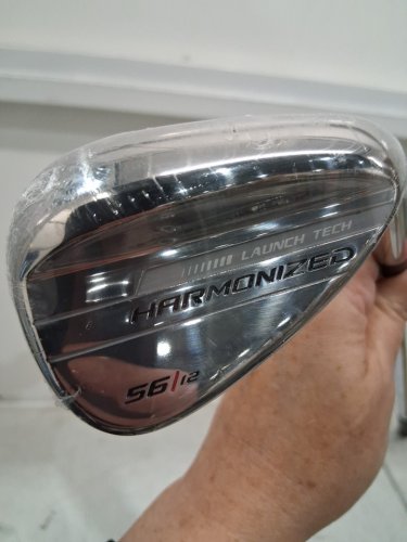 Unisex Wilson Harmonized Golf Wedge - Right Hand - loft 56 - Steel/black (MODEL: WG1R0364R56+) image 4
