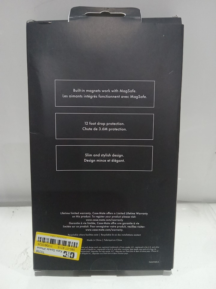Kate spade new york protective MagSafe case for iPhone 6.9" Pro Max (2025)  - Clear Sparkles (Model: KS057874-05) image 3