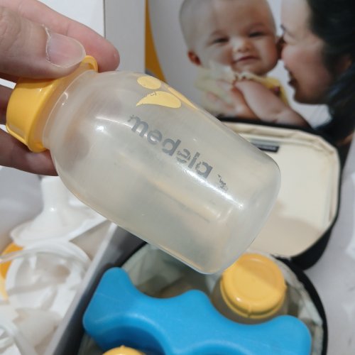 MEDELA SONATA DOUBLE ELECTRIC BREAST PUMP WITH CARRYING BAG, APP CONNECTION - YELLOW/BLACK/GREY (MODEL: 58100) image 6