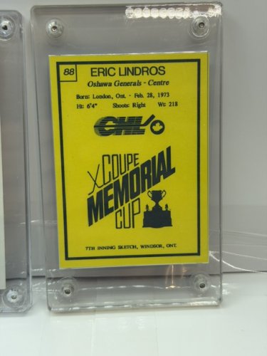 8 OHL ERIC LINDROS OSHAWA GENERALS COLLECTIBLE CARDS IN HARD SCREW DOWN PROTECTIVE CASES image 4