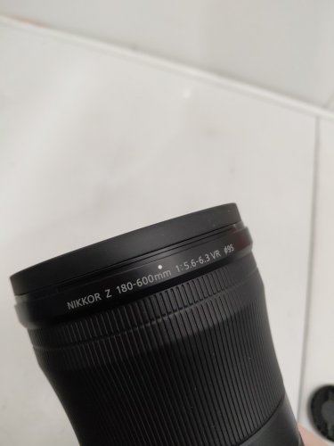Nikon NIKKOR Z 180-600mm f/5.6-6.3 LENS image 7