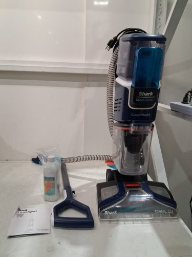 SHARK CARPET XPERT WITH STAIN STRIKER CARPET CLEANER WITH STAIN CREVICE AND HOSE ATTACHMENTS (MODEL: EX200C) image 4