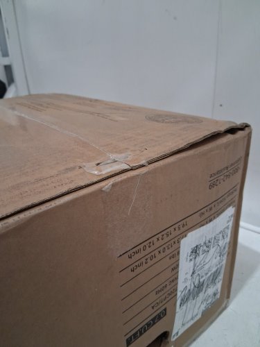 Black + Decker 10 Power Level Compact Countertop Microwave - 0.7 CU.FT / 700W - Black (Model: EM720CP7/CA) image 3