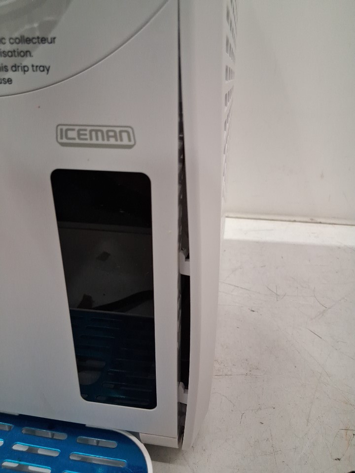 Chefman Iceman Slush-Ease Slushie Frozen Drink Machine - 68oz Tank - White (Model: RJ62-WHITE-CA) image 7