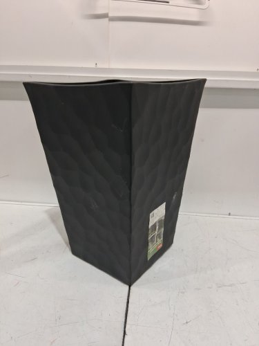Keter Stone-look Tapered Planter - 22.5" - black (MODEL: 1992432) image 2