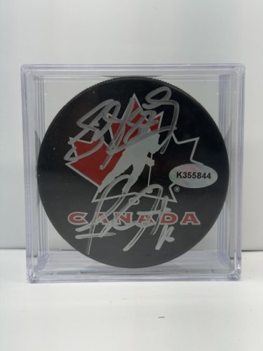 SIGNED SIDNEY CROSBY AND RYAN SMYTH TEAM CANADA HOCKEY PUCK image 2