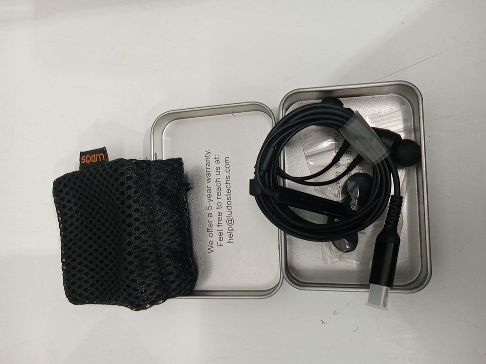 Ludos OMNITONE Wired Earbuds in-Ear Headphone with microphone - USB-C - Black (model: omnitoneTYPEC) image 4