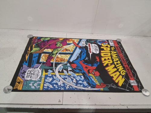 Trends Posters Amazing Spider-Man #137 Comic Cover Poster - 22" x 34" (Model: 21184) image 3