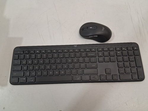 logitech mk955 signature slim wireless keyboard and mouse - grey image 2