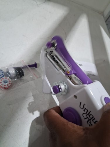 Unique Creativ Handheld Sewing Machine Cordless Mini Mender - White/Purple image 4