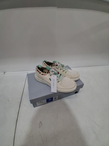 WOMEN'S HURLEY SLIP ON SHOES - SIZE 7 - BEIGE/MULTICOLOR - (STYLE: 5566707) image 2
