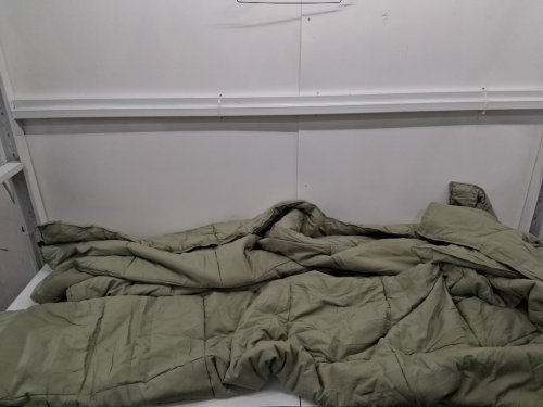 3pc hypoallergenic bare home queen comforter set with two pillow shams - cypress green (style: IVYCOMFXL) image 2
