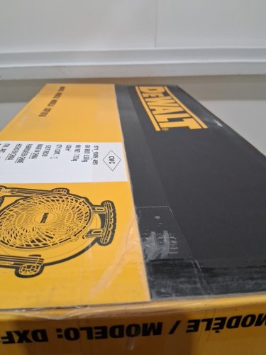 DEWALT 3-SPEED 4000CFM 360° ADJUSTABLE TILTING AIRFLOW FLOOR FAN - 16" - YELLOW/BLACK (MODEL:DXF1616/ 9631000) image 5