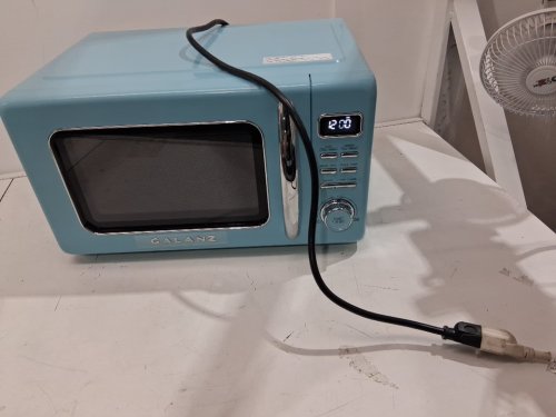 GALANZ RETRO-STYLE DIGITAL MICROWAVE OVEN - 0.7CU FT - bebop BLUE (MODEL: GLCMKZ07BER07) image 3