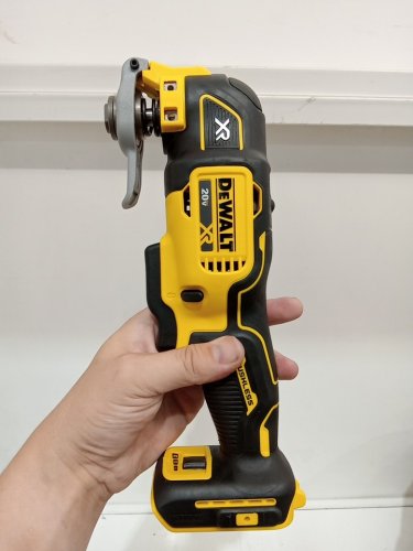 DEWALT XR Brushless 3-speed Oscillating multi-Tool *Tool only* - 20V MAX (model: DCS356B) image 4