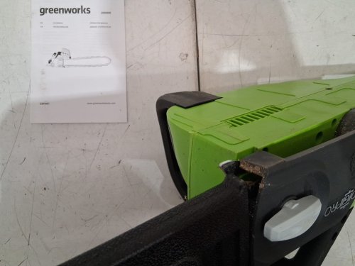 GREENWORKS PRO CORDLESS CHAINSAW *TOOL ONLY* - 40V - 16"- GREEN/BLACK (MODEL: 2000800/CSF401) image 7