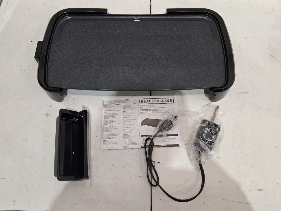 black + decker family sized corded electric griddle - 20" x 11" - black - (model: gd2011bc) image 3