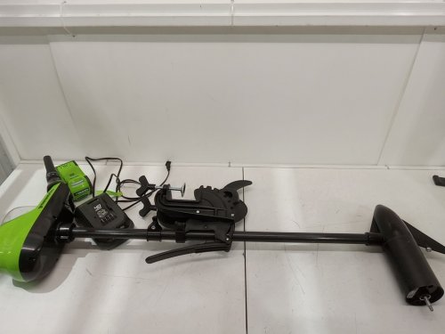 GREENWORKS TROLLING MOTOR FOR BOAT USE with Battery and Charger - 40V - 55LB - GREEN / BLACK (MODEL: TMF303) image 3