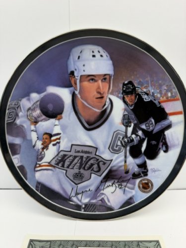 NHL LOS ANGELES KINGS & EDMONTON OILERS WAYNE GRETZKY "THE GREAT GRETZKY" HEROES ON ICE 1ST ISSUE LIMITED EDITION PLATE - BY RON DEFELICE WITH COA image 4