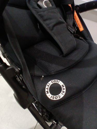 MAXI-COSI LARA ULTRA COMPACT foldable STROLLER - ESSENTIAL BLACK (MODEL: 01323CFNA) image 4