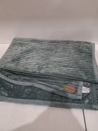 KOOLABURRA BY UGG ribbed fleece THROw blanket - 50" x 70" - green (model: 1826004) image 2