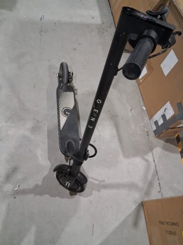 GEN3 VERVE ELECTRIC SCOOTER WITH A TO SPEED UP TO 32KM/H - BLACK image 2