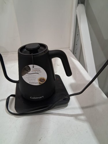 CUISINART ELECTRIC GOOSENECK KETTLE with DIGITAL TOUCHPAD - 1L - MATTE BLACK (MODEL#: GK-1C) image 3