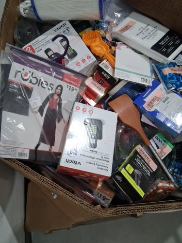 assorted MIXED item MYSTERY PALLET - VARIOUS PRODUCTS - aprox 300+ - (pallet #37) image 4