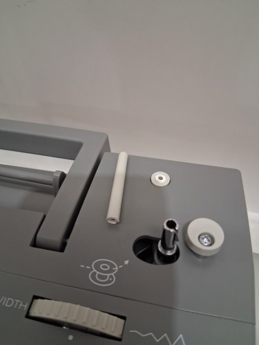 SINGER Heavy Duty High Speed Sewing Machine - GREY (MODEL: HD4423) image 10