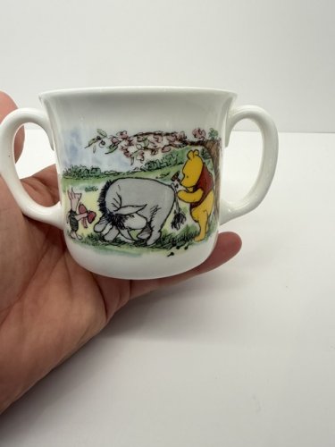 Royal Doulton The Winnie-The-Pooh Collection 2 Handle Hug A Mug (Model: WIPONU 04043) image 6