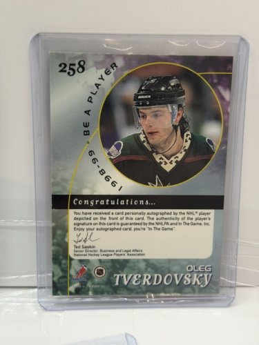 7 ASSTD SIGNED 1998 IN THE GAME INC HOCKEY CARDS image 8