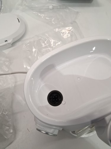 Waterpik Waterflosser Ultra Plus Water Flosser & Cordless Pearl Water Flosser - 5 Accessory tips, USB Charging Cable & Travel Case - white - (model: wp-150c/wf-13c020 1701338) image 6