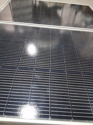 Eco-Worthy Monocrystalline N-Type Solar Panel - 100W - 18V - 23" x 35" (model: eco-sm-bm100w) image 4
