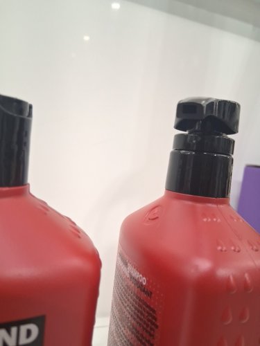 2PK KIRKLAND PROFESSIONAL SALON FORMULA MOISTURE SHAMPOO - 1L EACH image 3