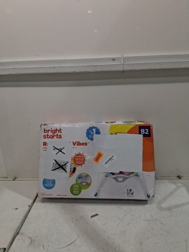 BRIGHT STARTS PORTABLE 3-POINT HARNESS VIBRATING BOUNCER WITH TOY-BAR - RAINFOREST VIBES (MODEL: 12227) image 2