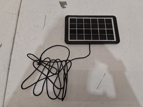 portable solar panel phone charger - 5" x 9" - 3.5W - black image 3