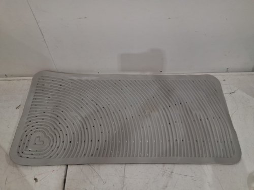 Munchkin Soft Spot Cushioned Bathmat - 36" x 17" - Grey (model: 37288) image 2