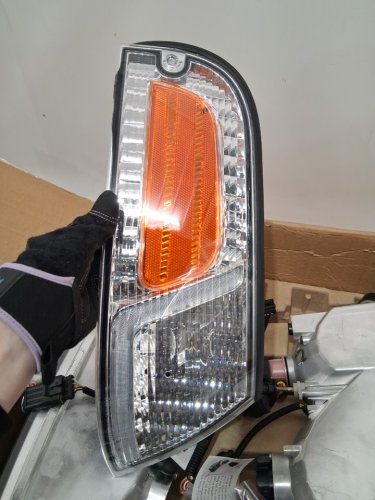 ELH Headlight Assembly Kit with LED Daylight Running Lights - Compatible with 1998-2011 Ford Crown Victoria Models image 5