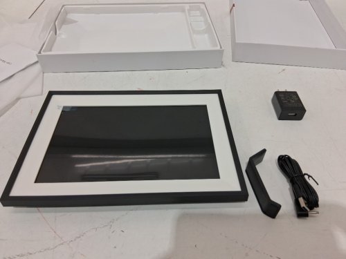 Frameo Digital Wifi Photo Frame Matte Black Frame - 10.1" Screen - Black / White image 4