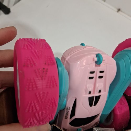 QUNREDA REMOTE CONTROL DOUBLE-SIDED STUNT CAR- PINK image 5