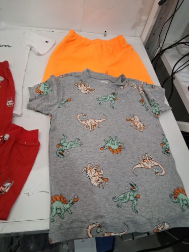4 ASSORTED BOYS CLOTHES - SIZE 6-8 image 3