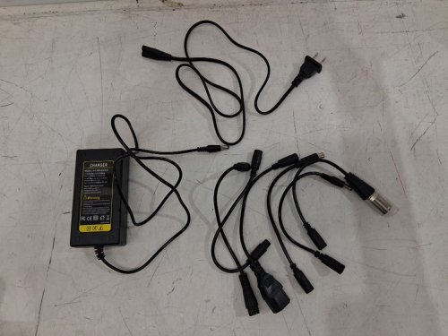 universal ac adapter with attachments - 42v/2a - (model: by-084/420/002) image 2