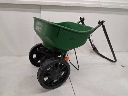 scotts turf builder edgeguard mini broadcast spreader - 5000sq.ft - green (model: LB14803/75121) image 2
