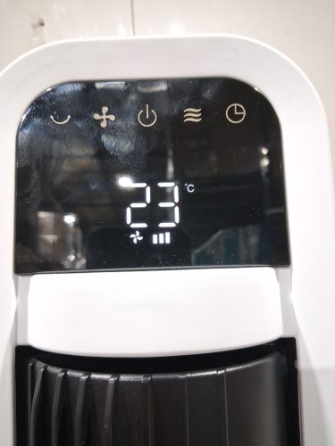 omnibreeze premium 38" Rotating tower fan with wifi CONTROL, 5-SPEEDS & REMOTE - white/BLACK (model: 5333021/dc2313r-g) image 4