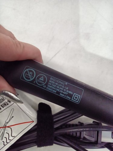 BIO IONIC LONG BARREL PRO CURLING IRON HAIR STYLER - 1.25" - BLACK - (model: lxt-cl-1.25). image 3