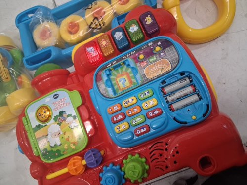 kids VTech Sit-to-Stand Ultimate Alphabet Train toy - Red/green/blue (model: ‎80-181901) image 4
