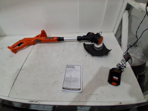 BLACK+DECKER STRING TRIMMER/EDGER - 10" - BLACK/ORANGE (MODEL: LST201-CA) image 3