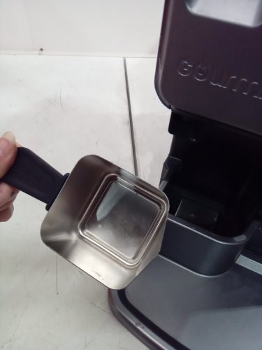 Gourmia 2 Liter Automatic Soft Serve Ice Cream & Frozen Drink Maker - black (model:GSI1020) image 6